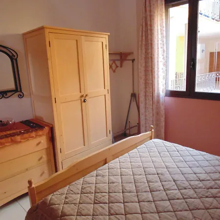 Massilor Apartment *